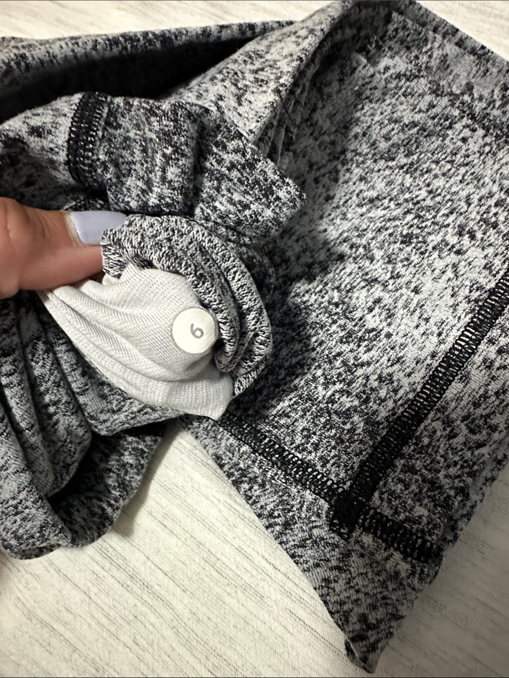 * Closet Cleaning:Lululemon Leggings Bundle - Picture 11 of 12